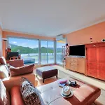 Lägenhet Panorama Maggiore Apartment- Happy