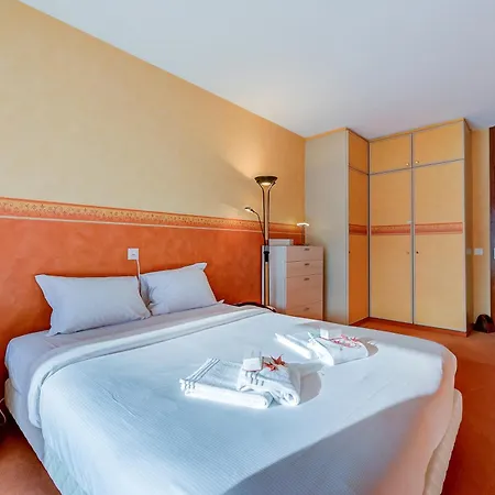 아파트 Panorama Maggiore Apartment- Happy