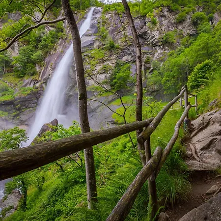 Panorama Maggiore Apartment- Happy
