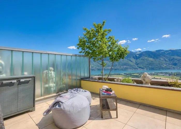 Panorama Maggiore Apartment- Happy Locarno
